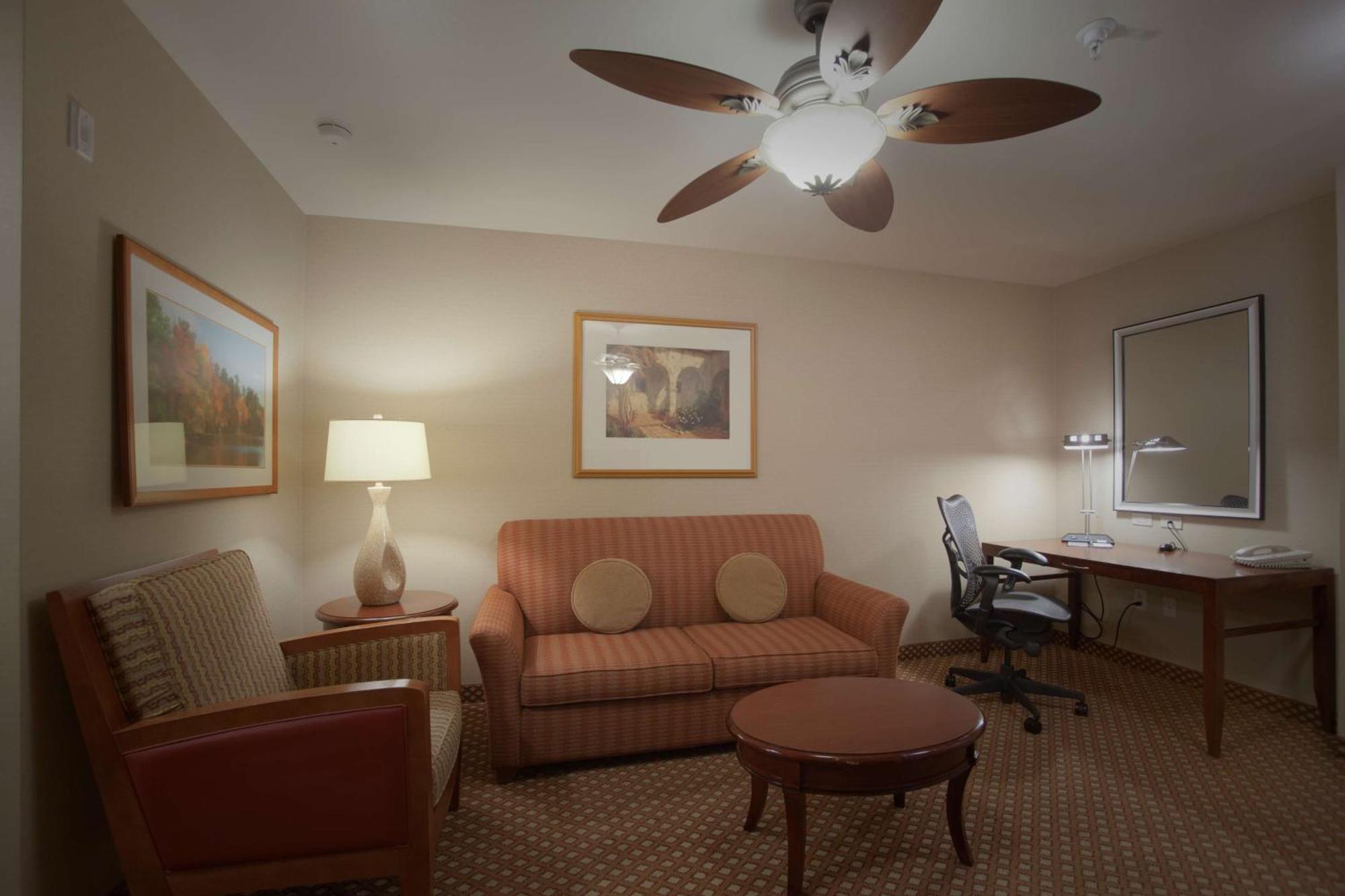 Hilton Garden Uptown
