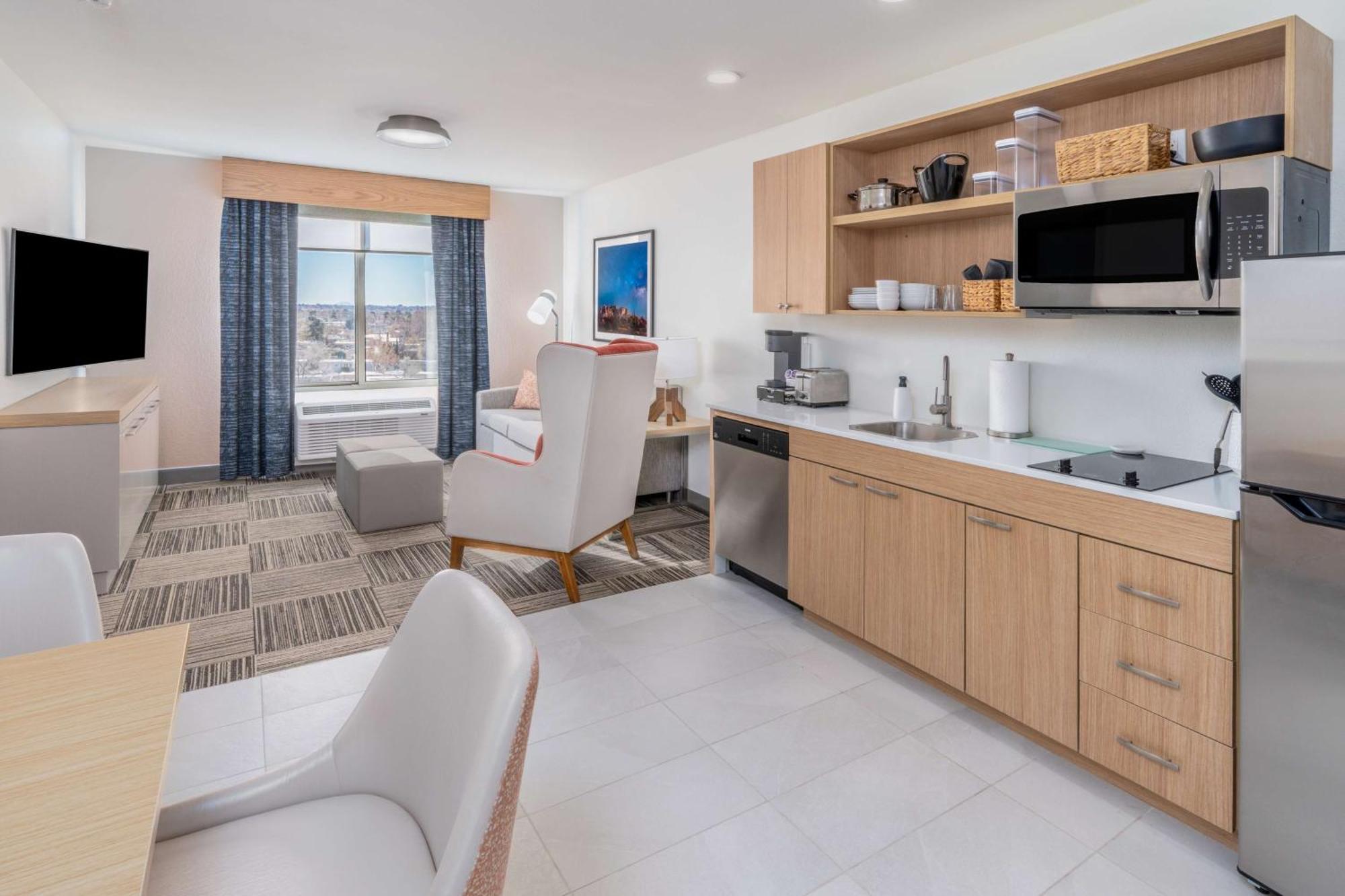 Hilton Garden Uptown