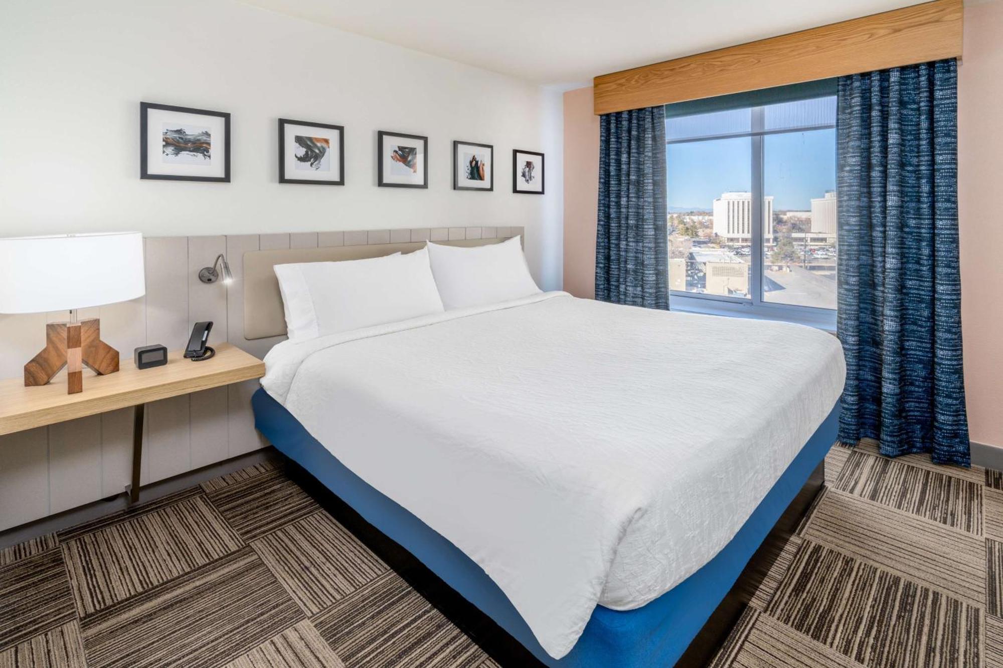 Hotel Hilton Garden Uptown 3*