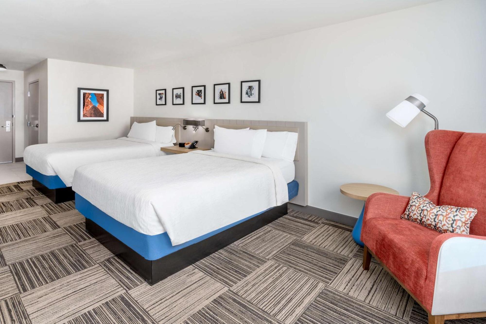 Hotel Hilton Garden Uptown 3*