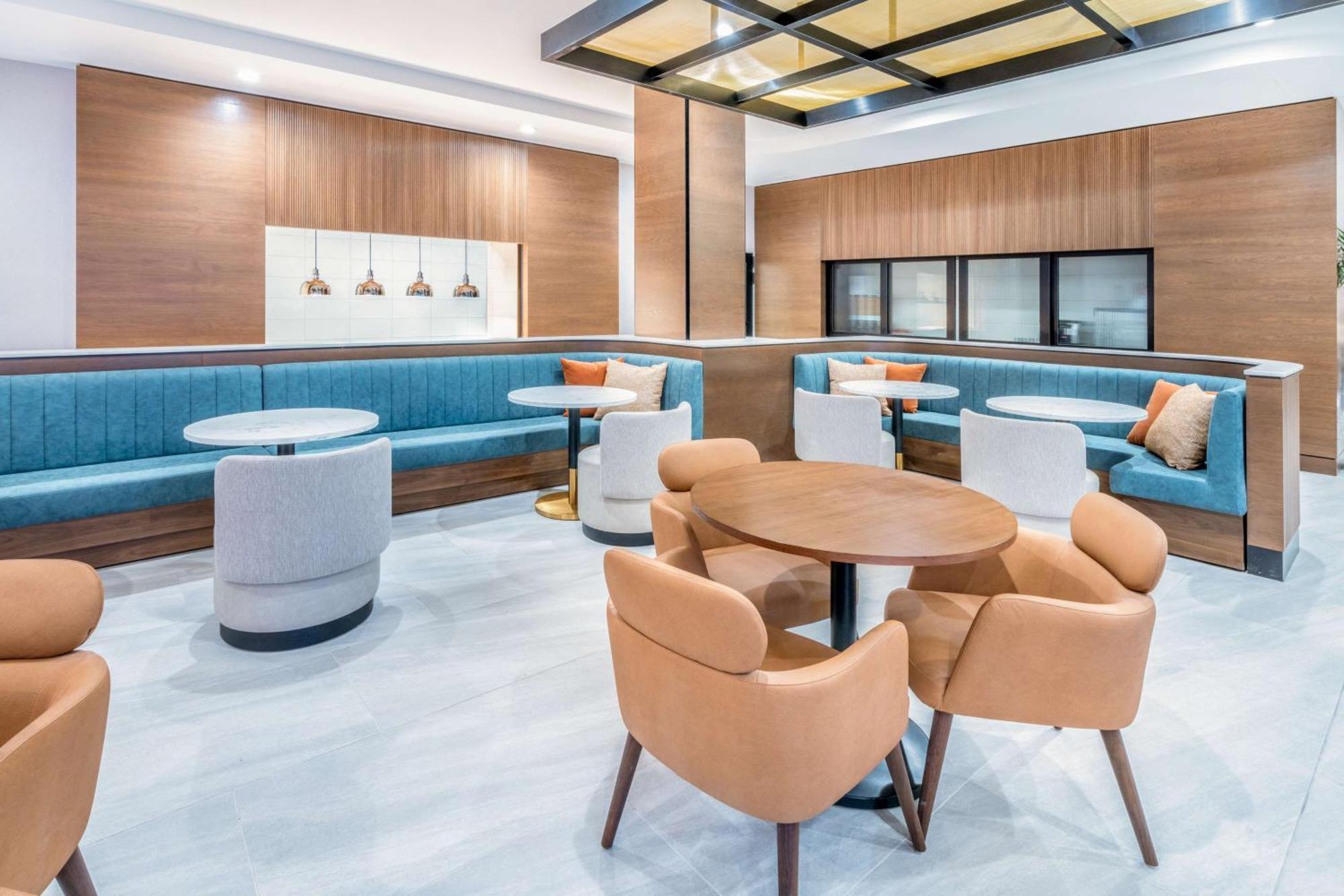 Hilton Garden Uptown