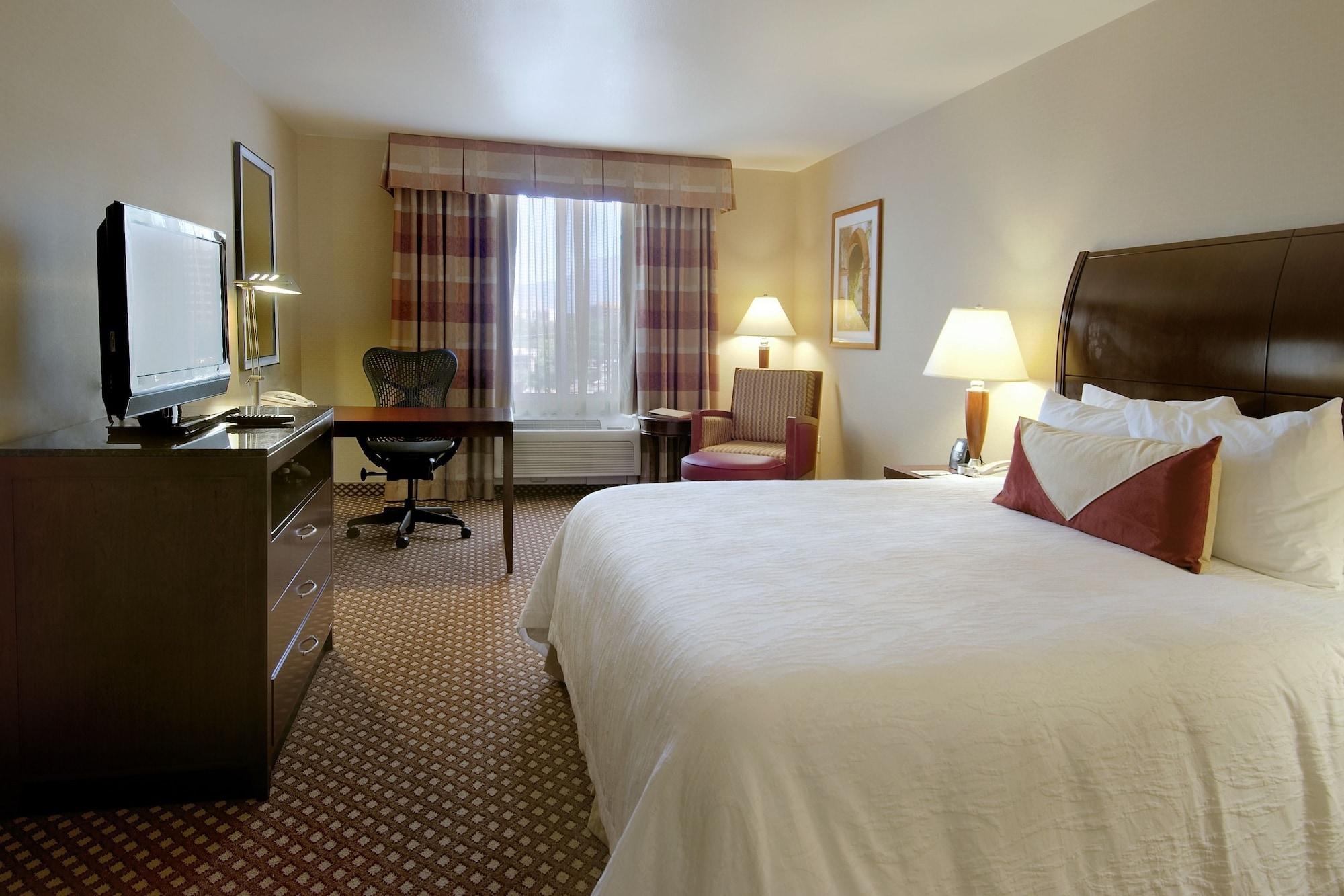 Hotel Hilton Garden Uptown
