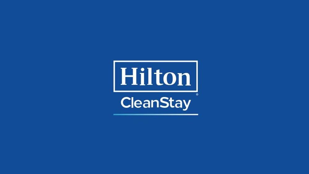 Hotel Hilton Garden Uptown 3*